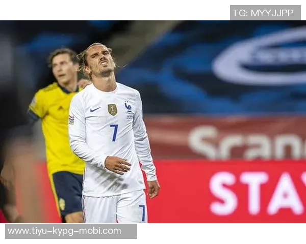 多家豪门争抢15岁道曼高薪加盟但他选择留队追逐梦想 多家豪门争抢15岁道曼高薪加盟但他选择留队追逐梦想