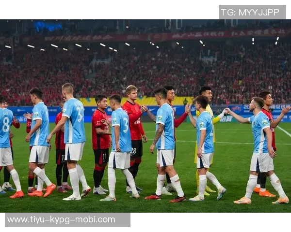 新赛季中超联赛成了各队填补阵容漏洞的竞技场