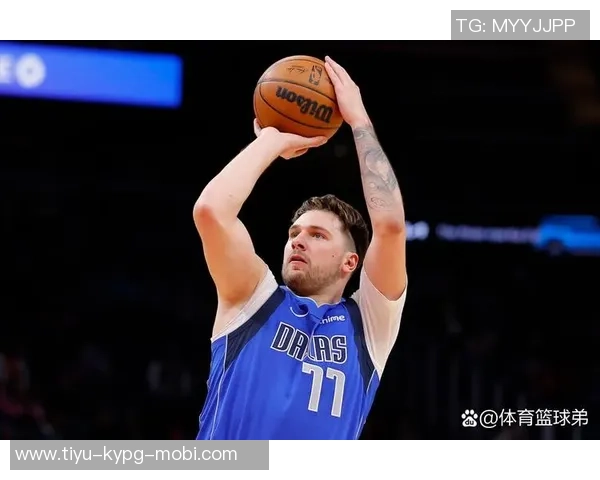 里夫斯谈与詹姆斯东契奇共打球的责任感与自我期许 里夫斯谈与詹姆斯东契奇共打球的责任感与自我期许